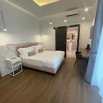 4heavens_naples 4*