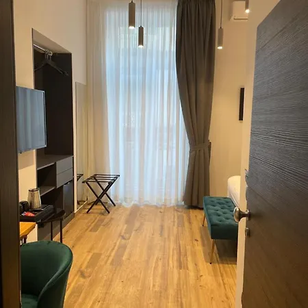 4heavens_naples בית הארחה נאפולי