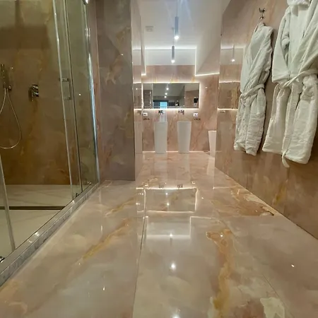 4heavens_naples 4*