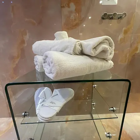 4heavens_naples Gæstehus 4*