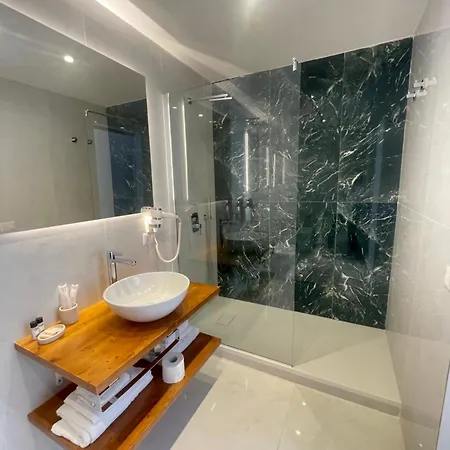 Gæstehus 4heavens_naples 4*